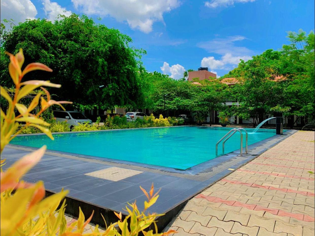 Ud Garden Hotel Kataragama Extérieur photo