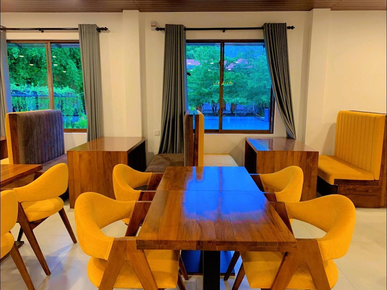 Ud Garden Hotel Kataragama Extérieur photo